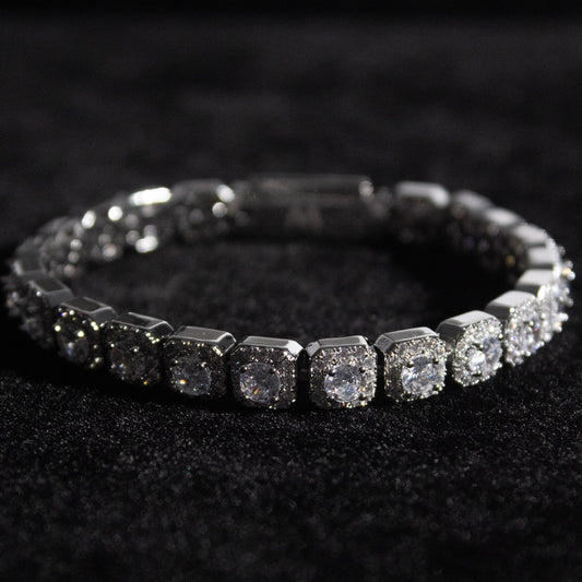 CLUSTERED TENNIS BRACELET
