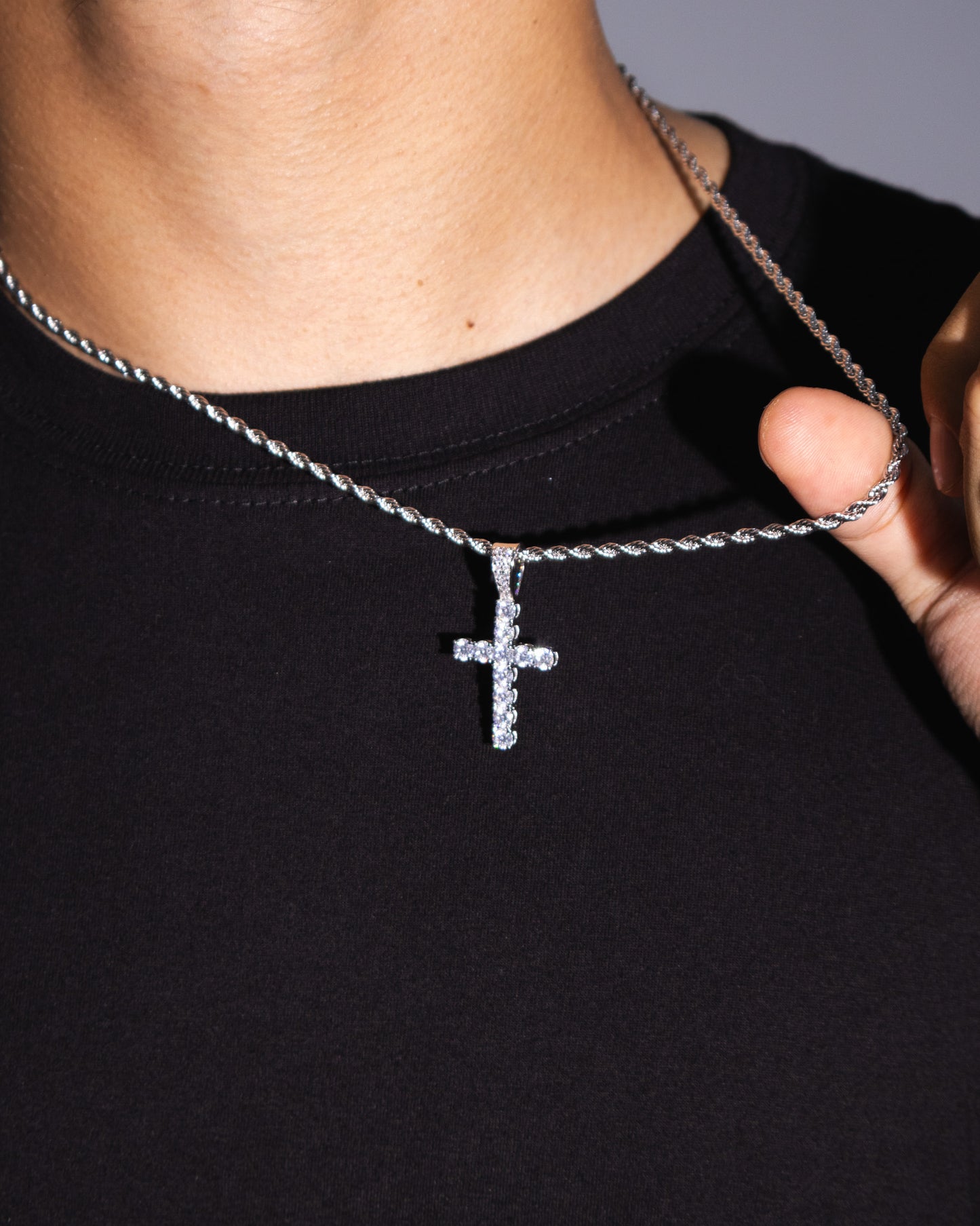 TENNIS CROSS PENDANT