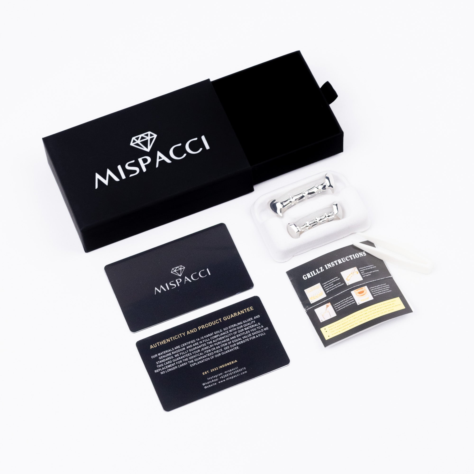 Clean Sabertooth Grillz